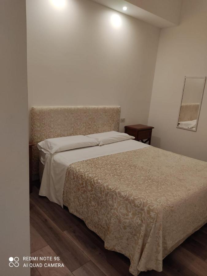 Gemini Camere E Suites غروسيتو المظهر الخارجي الصورة