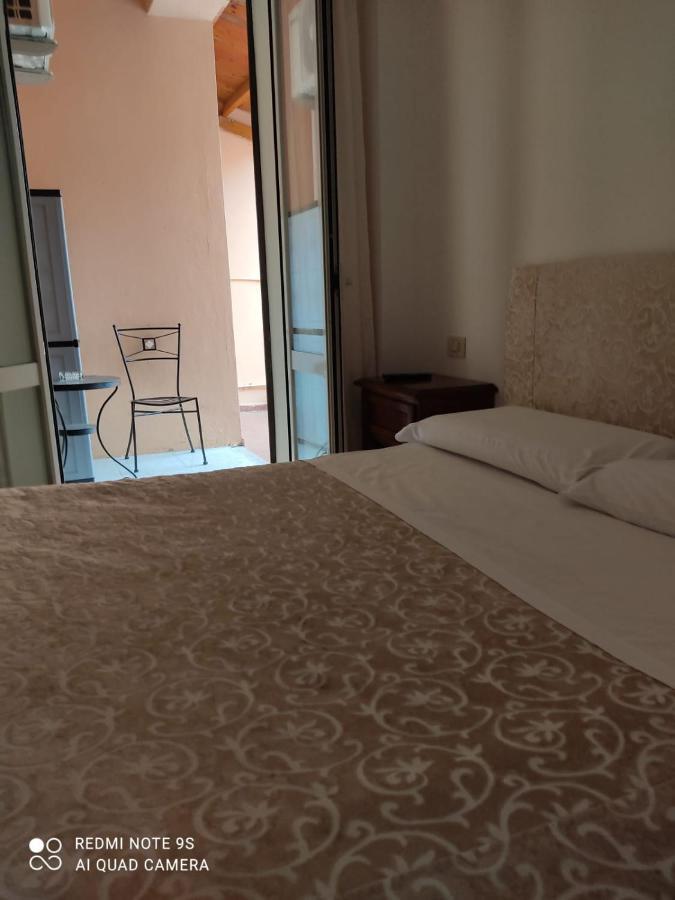 Gemini Camere E Suites غروسيتو المظهر الخارجي الصورة