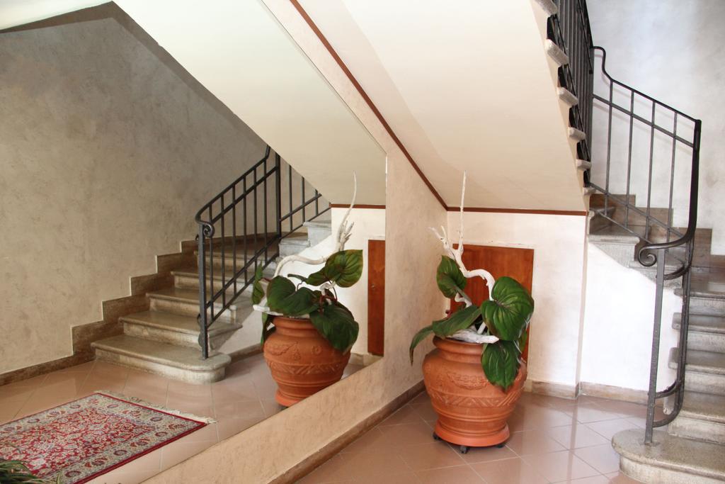Gemini Camere E Suites غروسيتو المظهر الخارجي الصورة