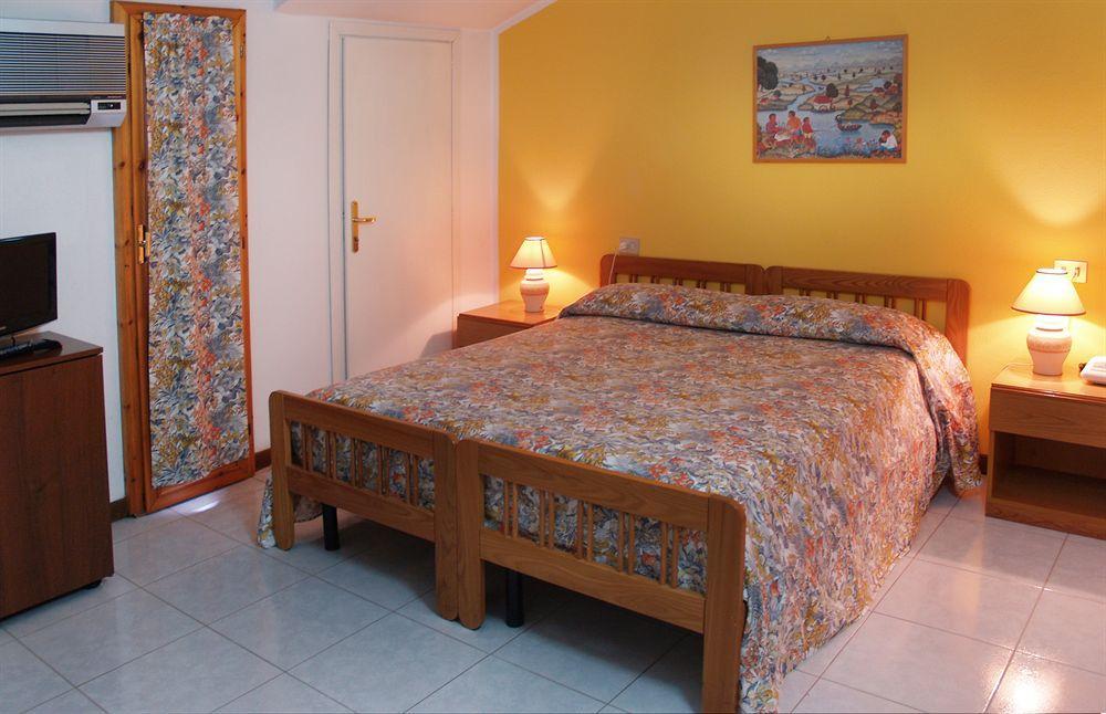 Gemini Camere E Suites غروسيتو المظهر الخارجي الصورة